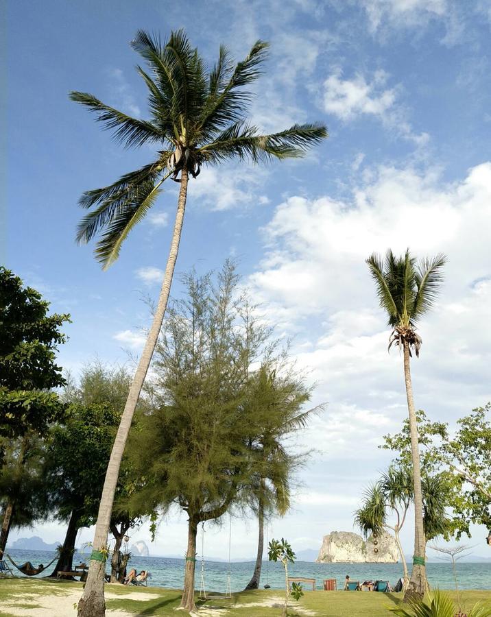 Koh Ngai Kaimuk Thong Resort Exterior photo