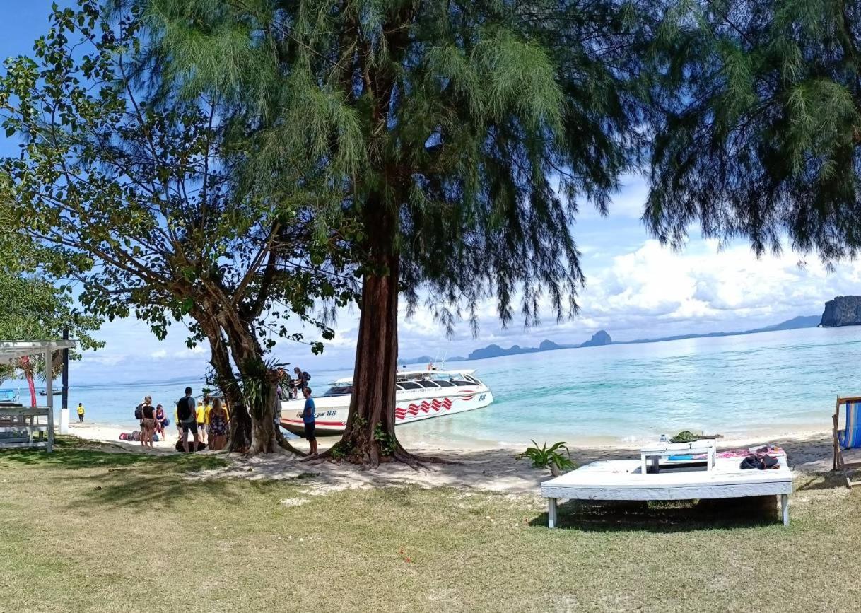 Koh Ngai Kaimuk Thong Resort Exterior photo